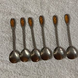 VINTAGE Tea spoon set of 6. Twisted Braided with “Amber” detail on the handle